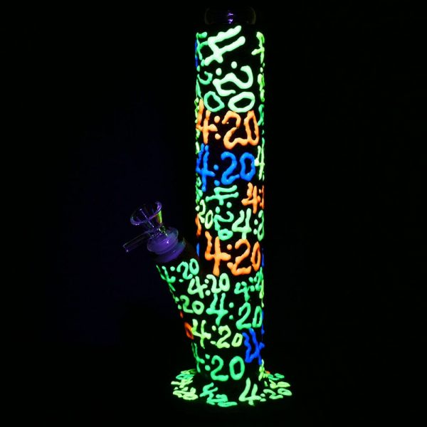 It's 420 Everywhere Glow in the Dark Straight Tube Bong