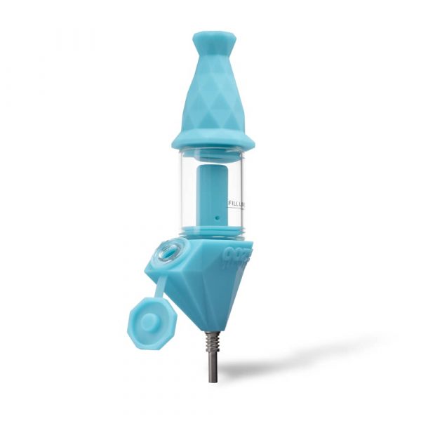 Ooze Bectar Silicone Bong and Concentrate Straw
