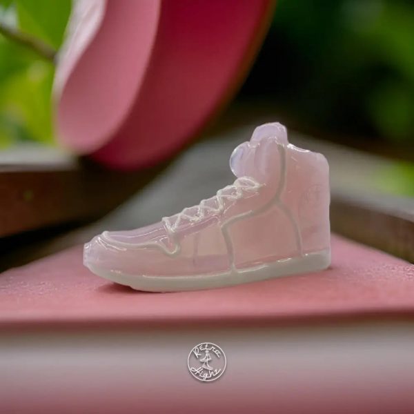 Retro Highz Glass Hand Pipe - Collectible Shoe Design