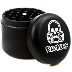 Ruckus Metal Grinder with Custom Ruckus Box 4 Pieces